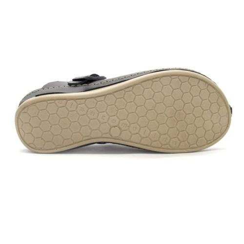 Free step кожни кломпи